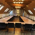 Mikulášska Szálloda Deménvölgy