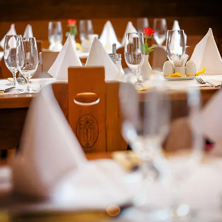 Hotel Mikulášska 3*