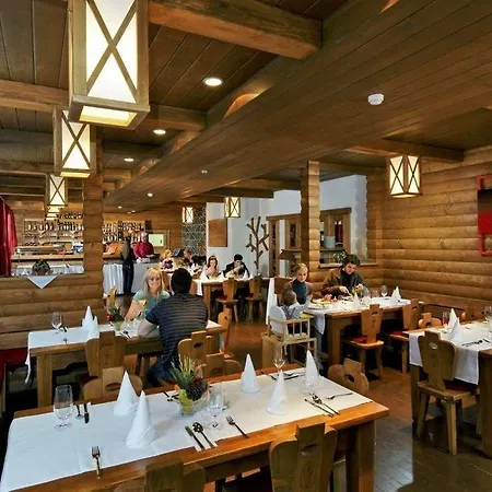 酒店 米库拉斯卡查塔酒店