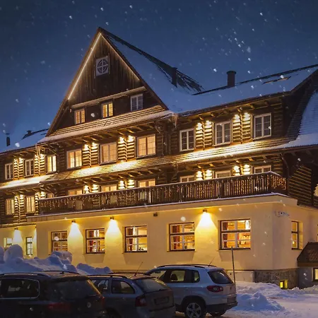 Mikulasska Hotel